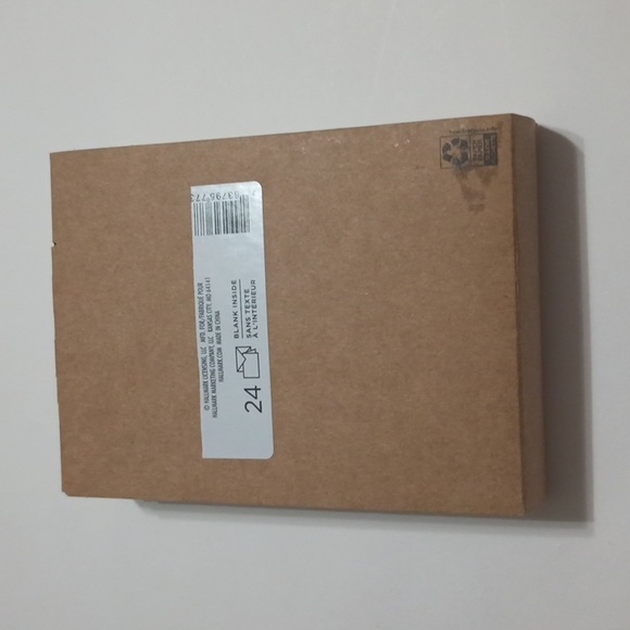 2/$15 Hallmark 23pk Confetti Thank You Cards & Envelopes - Picture 4 of 4